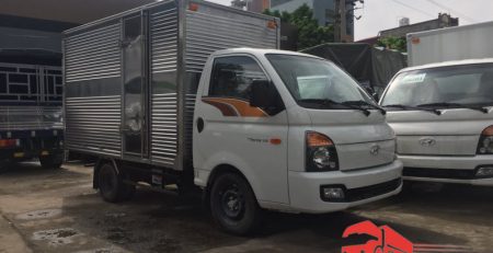 giá xe hyundai h150 mới nhất 2020